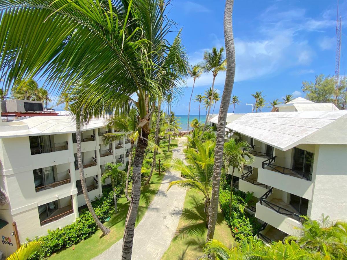 Deluxe Suites Chateau Del Mar - Swimming Pool And Jacuzzi - Bavaro Beach Apartahotel